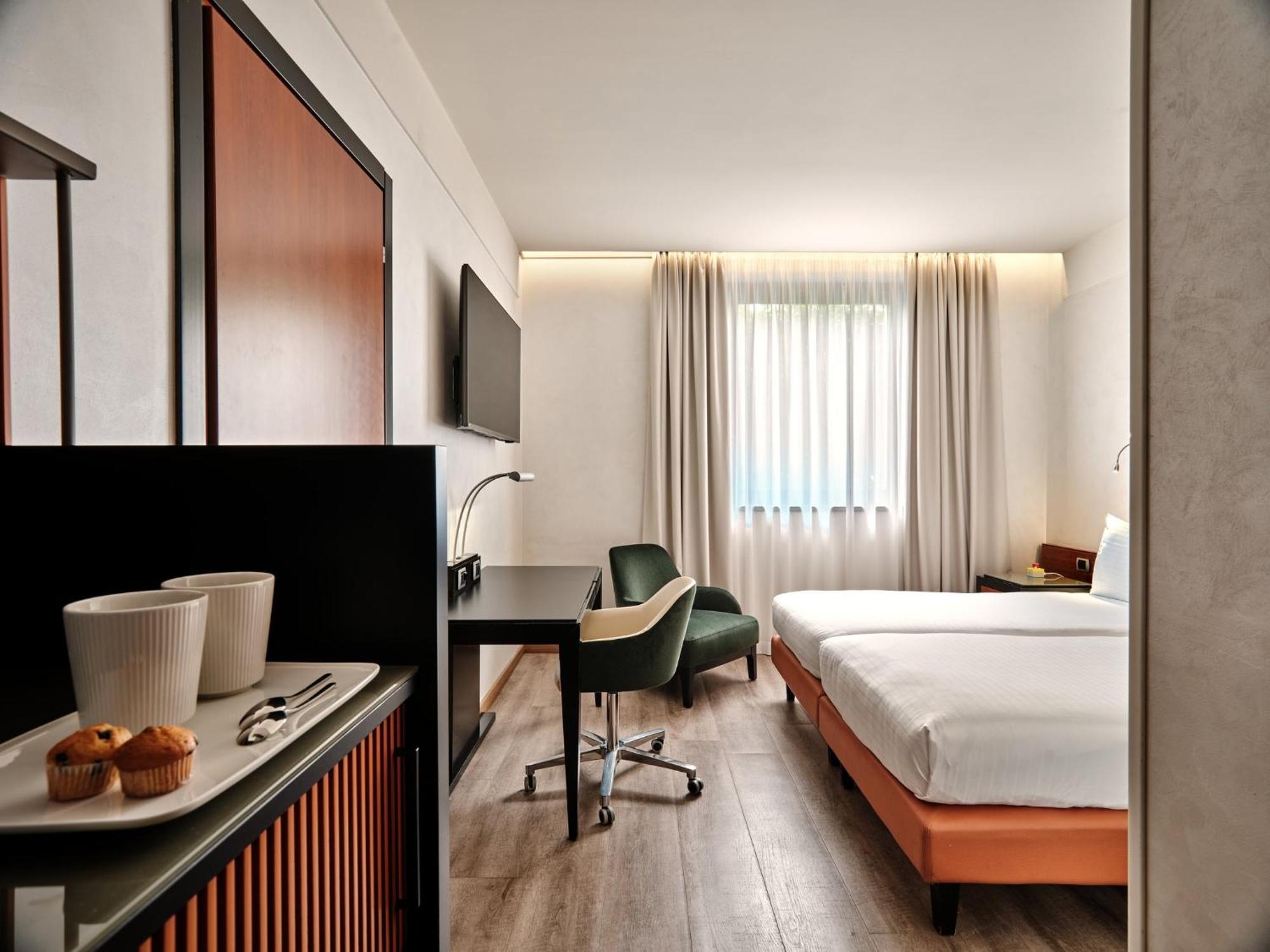 Hotel Crowne Plaza Milan - Malpensa Airport By Ihg Case Nuove  Zewnętrze zdjęcie