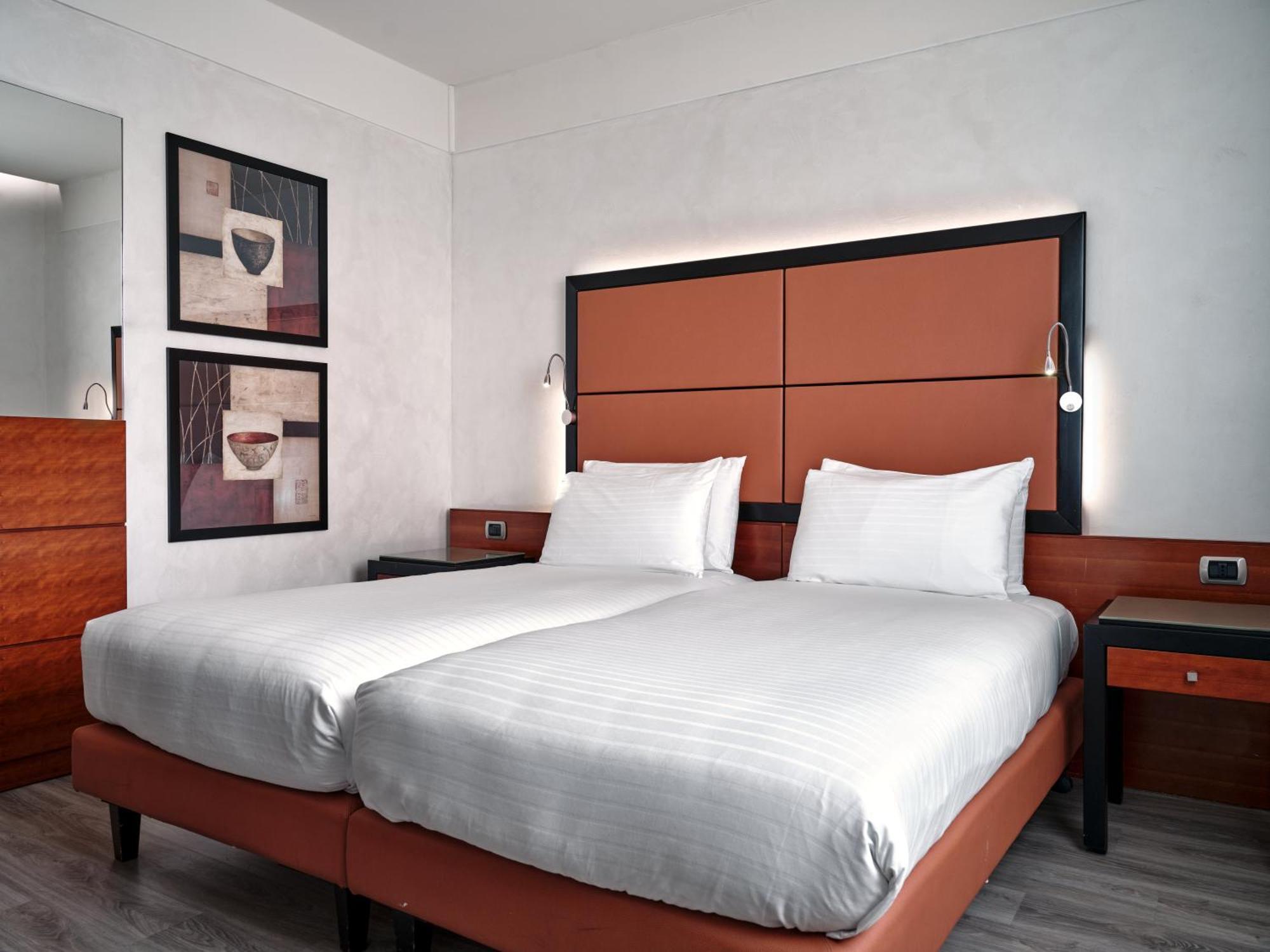 Hotel Crowne Plaza Milan - Malpensa Airport By Ihg Case Nuove  Zewnętrze zdjęcie